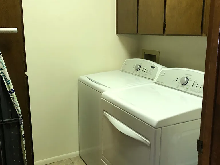 312 W Oak Ave #3 — Photo 6