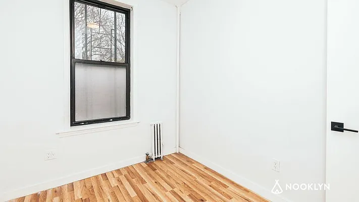 Rented by Nooklyn NYC LLC | media 23