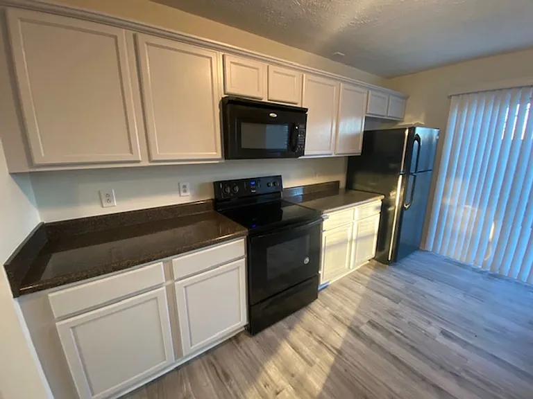 324 Stewarts Landing Cir — Photo 7