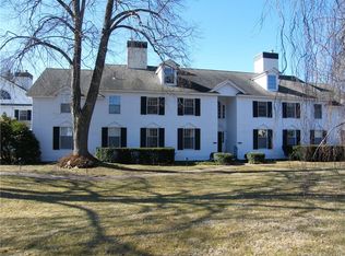 14 Ferry Rd APT B2, Old Lyme, CT 06371