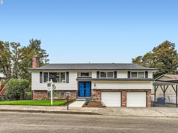 17295 Lundgren Way, Gladstone, OR 97027