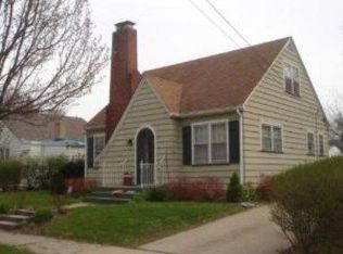 213 W Glover St, Ottawa, IL 61350