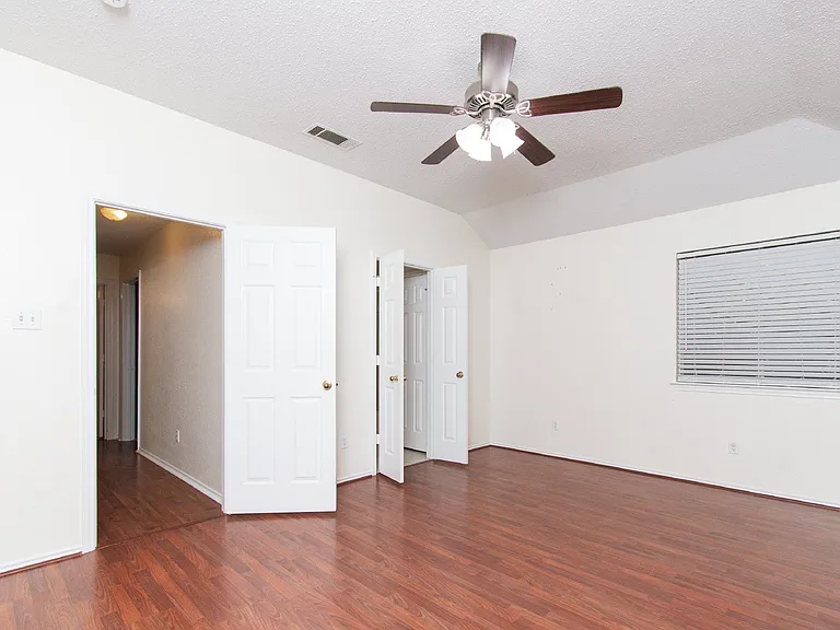 3301 Dorothy Jane Dr — Photo 7