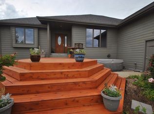 31111 Colony Rd, Tabor, SD 57063