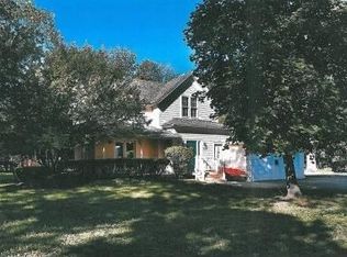 538 Green Bay Rd #202, Glencoe, IL 60022