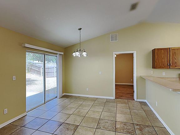 4th image of 21715 52nd Ave E