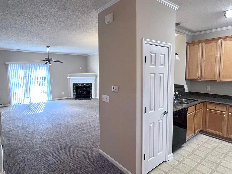 5364 Patuxent Dr — Photo 9