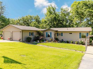 1295 Lakeshore Dr S, Goreville, IL 62939