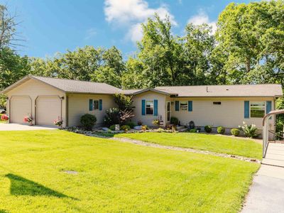 1295 Lakeshore Dr S, Goreville, IL, 62939