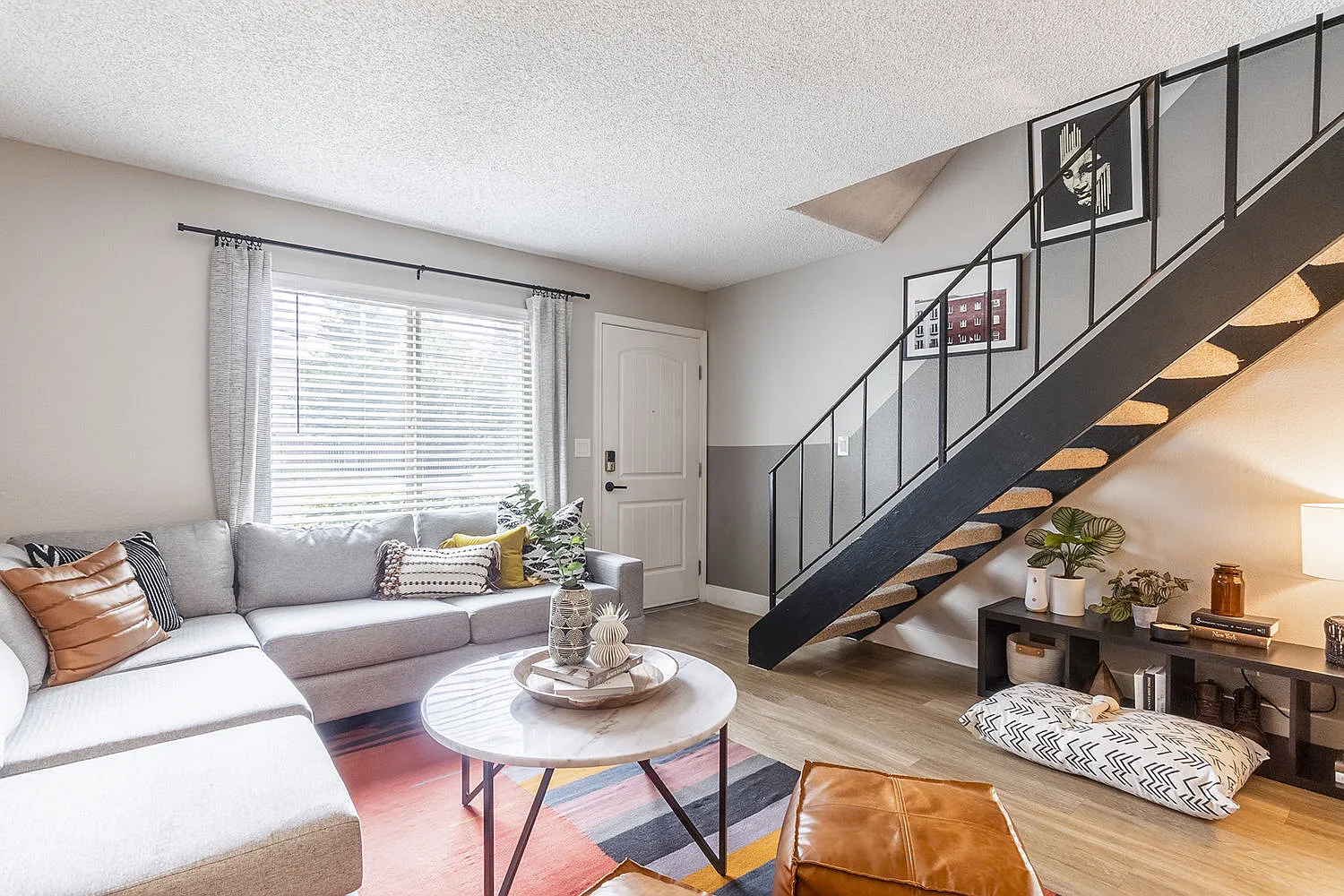 The Luxe Apartments — Photo 1