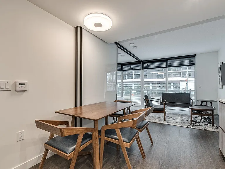 89 Nelson St #210 — Photo 3