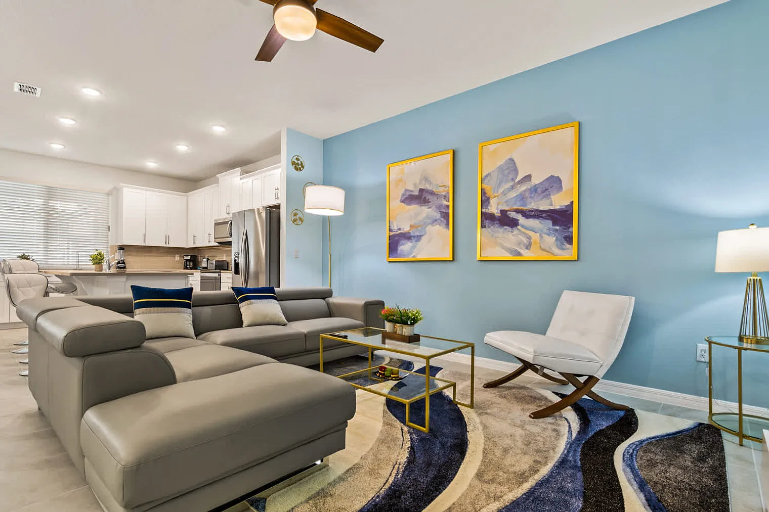 4 bed, 4.0 bath, 2292 sqft, $2,927 — Photo 1