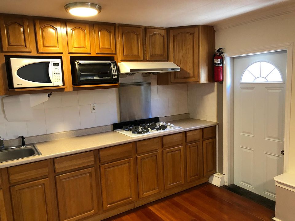 1st image of 1135 Quintara St
