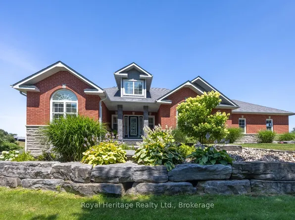 465 Chalk Lake Rd, Scugog, ON L9L 2C1