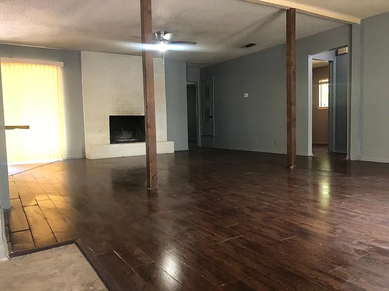3101 Laguna Dr — Photo 26