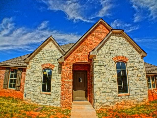 1st image of 2331 Sorrento Dr