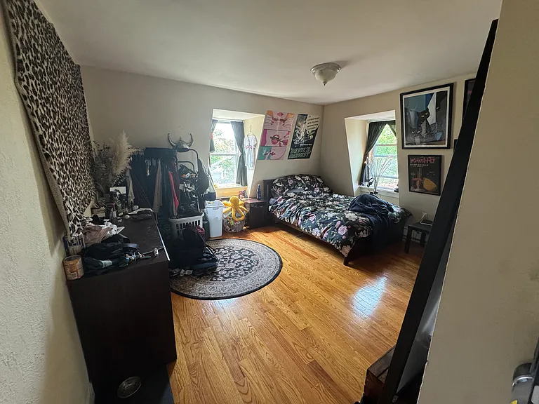 39 Adams St #3 — Photo 5