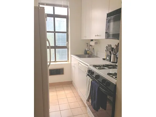 Rented by Mirador Real Estate | media 17