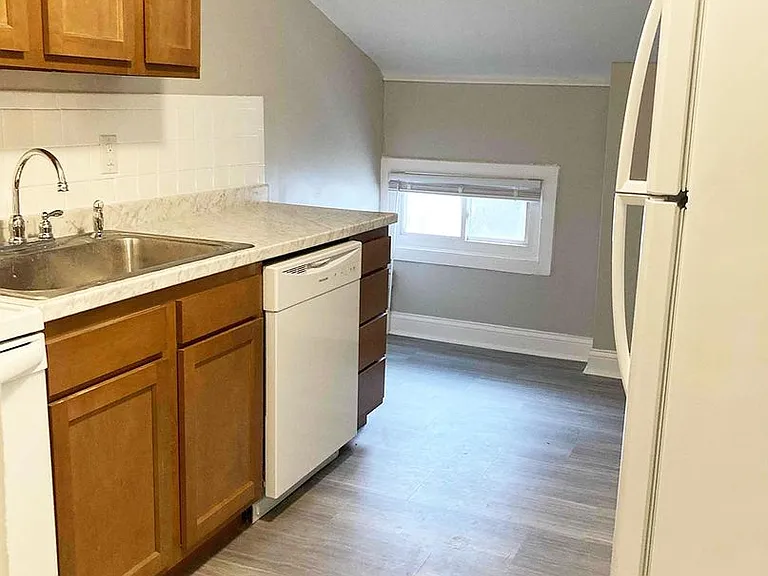 3300 Jefferson Ave — Photo 21
