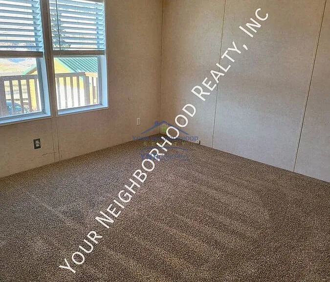 202 W El Paso Ave — Photo 6
