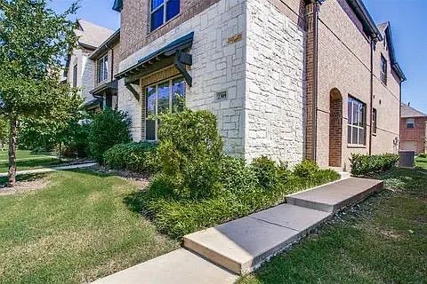 1st image of 2309 Jameson Ln