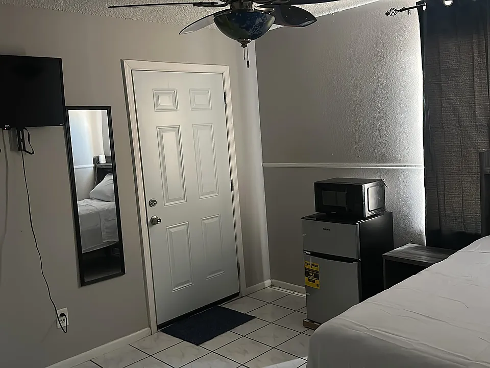 Florida Woods Ln
