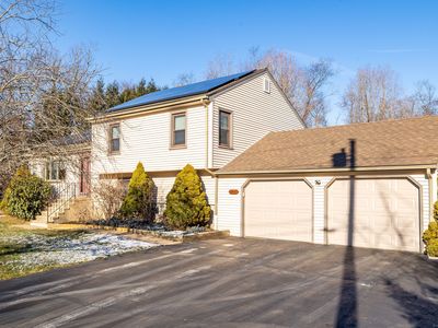 65 Duel Drive, Hamden, CT, 06518