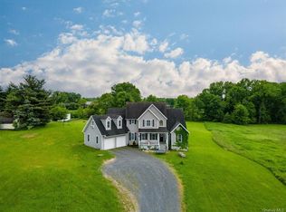 11 Henry Ct, Pine Bush, NY 12566