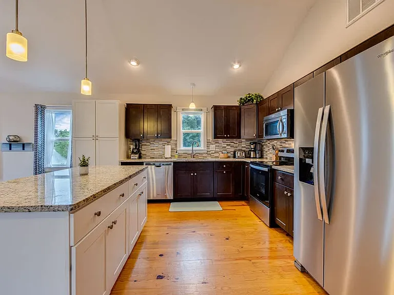 5209 Lunar Dr — Photo 17