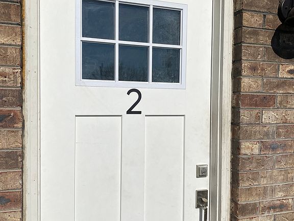 3rd image of 722 Due West Ave N APT 2