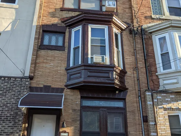 (undisclosed Address), Philadelphia, PA 19148