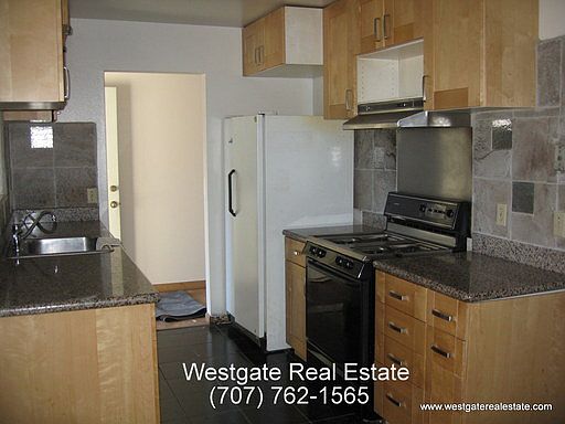 5th image of 1305 Saint Anthony Ln