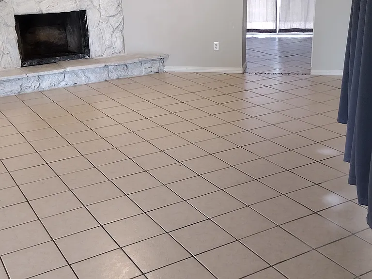 2844 Villa Woods Cir — Photo 3