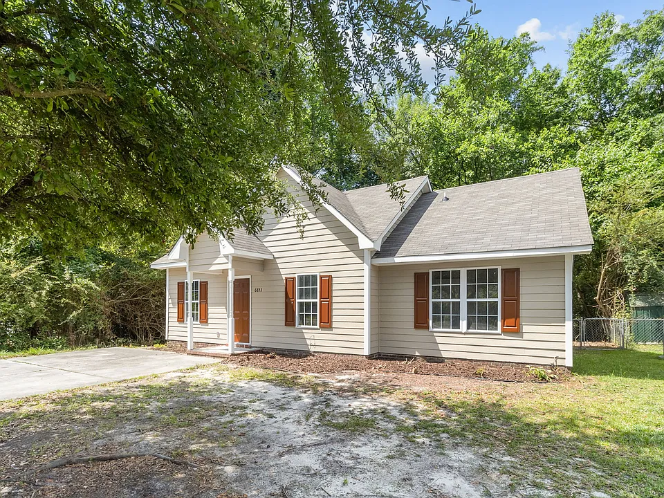 6853 Bailey Lake Rd