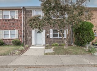 4504 Notre Dame Ct, Virginia Beach, VA 23455