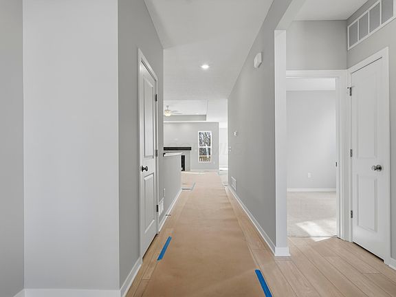 3rd image of 277 Olympic Loop