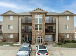 3130 Wilson Ave SW APT 2, Cedar Rapids, IA 52404