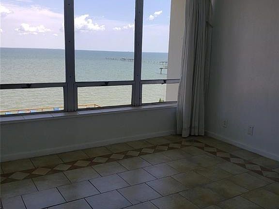 5th image of 4302 Ocean Dr APT 22