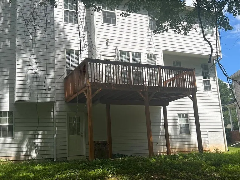 421 Holland Springs Dr — Photo 31