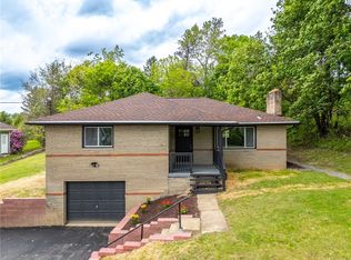 271 Forest Grove Rd, Coraopolis, PA 15108
