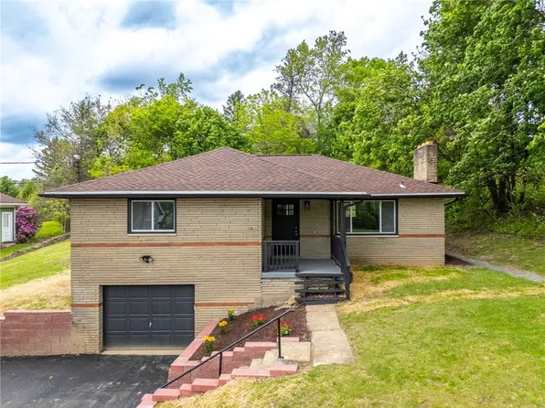 271 Forest Grove Rd, Coraopolis, PA 15108