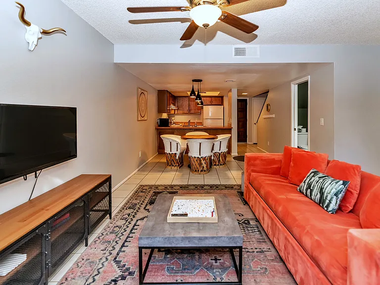 122 S Hardy Dr #18 — Photo 8