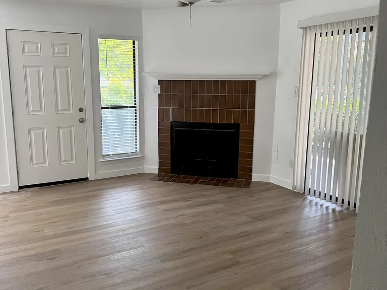 5418 Lakeview Pkwy #5418 — Photo 7