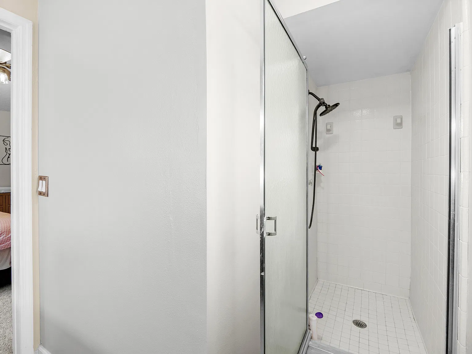 3 bed, 1259 sqft, $2,300 — Photo 4