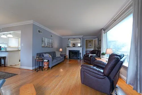 7 Belmore Ave — Photo 3