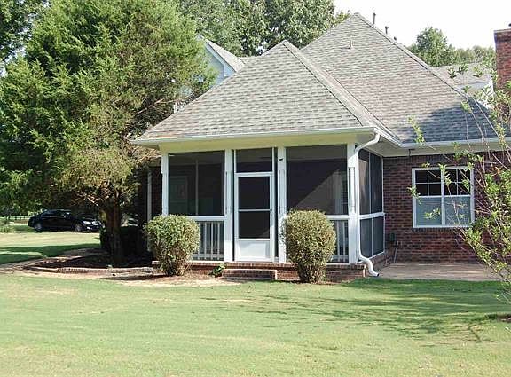 4th image of 730 Cotton Creek Dr