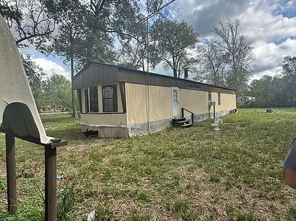 76 County Road 6475, Dayton, TX 77535