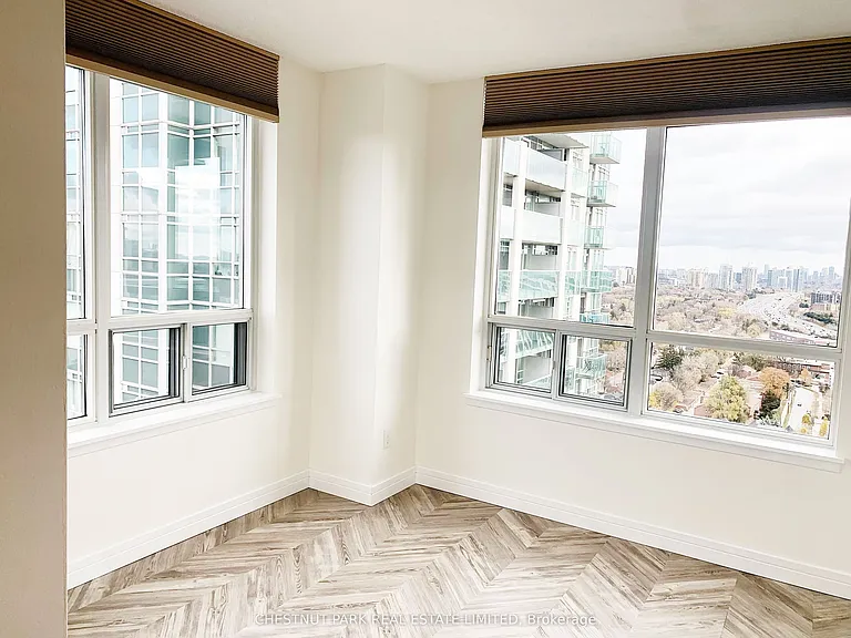 18 Harrison Garden Blvd #2504 — Photo 26