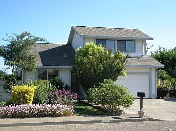 1st image of 380 Sherry Dr