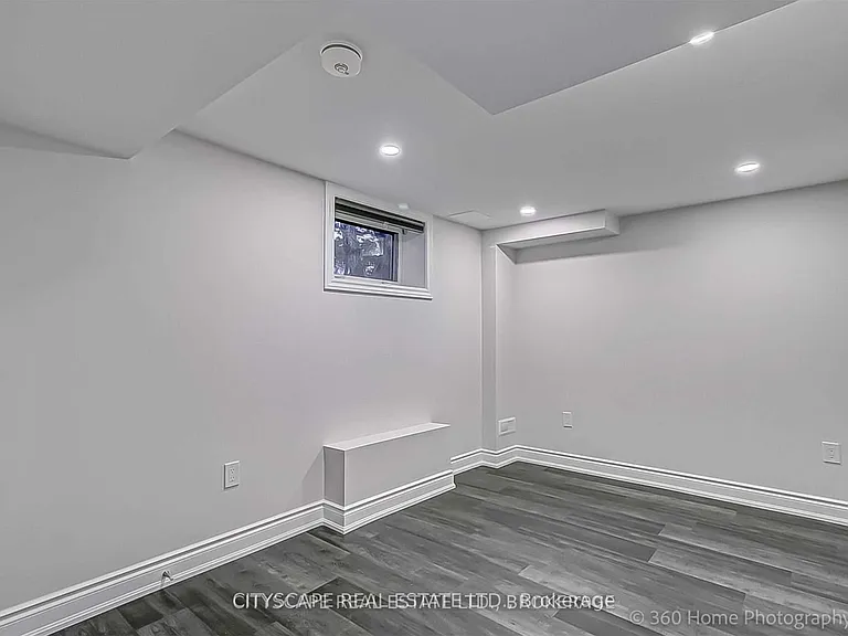 176 Wellesworth Dr #BASEMENT — Photo 16